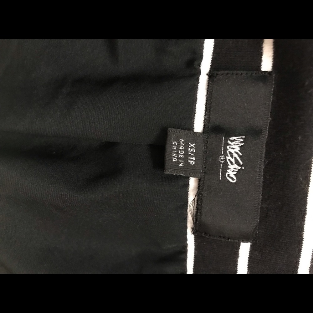 Nice blazer - Picture 3 of 6